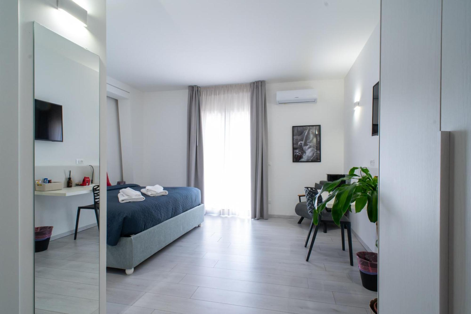 Affittacamere Mani - Camere Con Bagno Privato ジェーラ エクステリア 写真