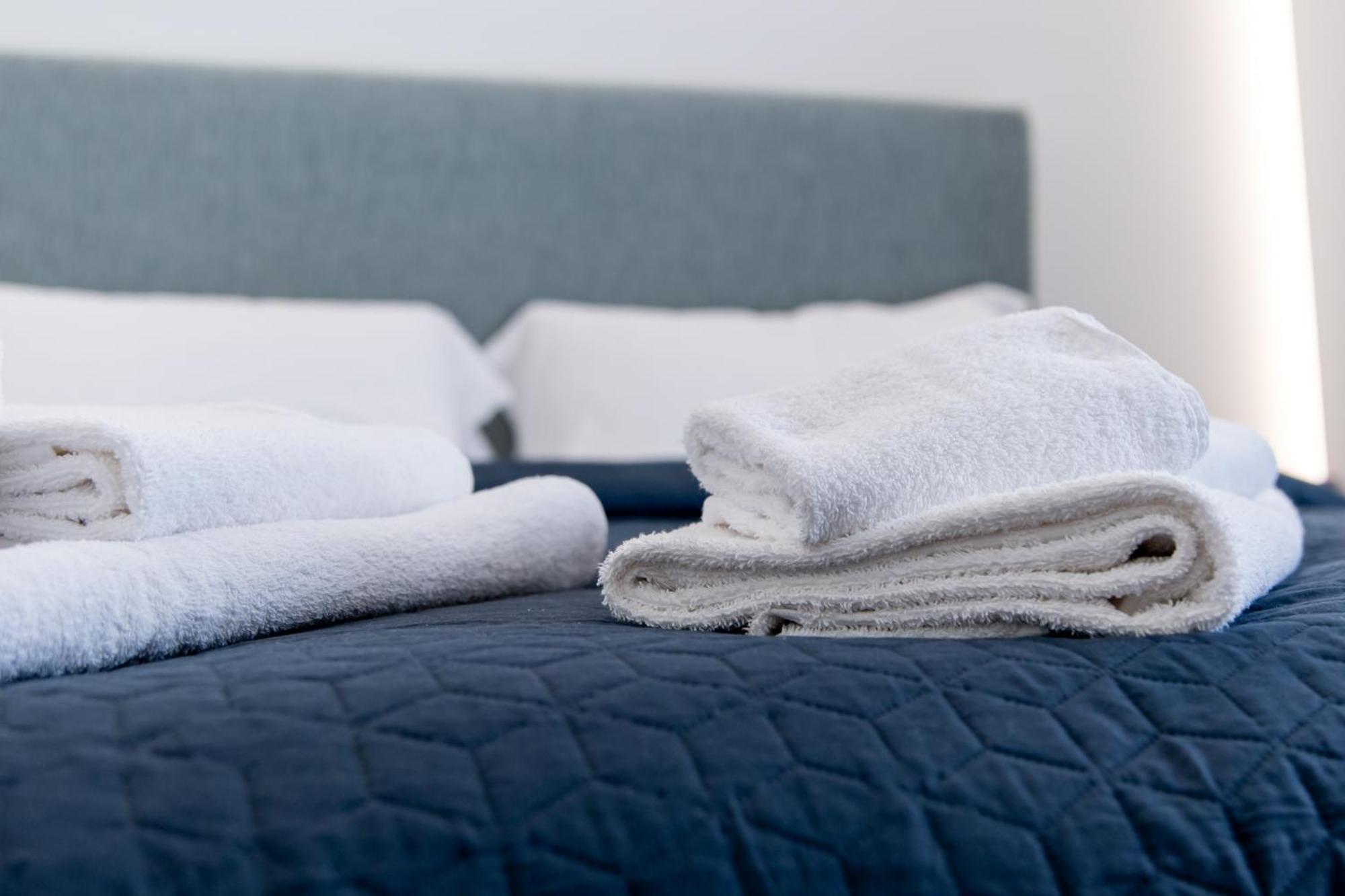 Affittacamere Mani - Camere Con Bagno Privato ジェーラ エクステリア 写真